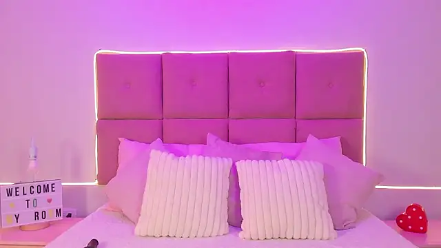 SophieGomez22 online show from 03/13/26, 11:48