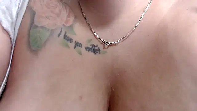 Snapshot of SOPHIA_SQUIRTPUSSY chatting on 07/05/26, 01:51 SOPHIA SQUIRTPUSSY online show from 07/05/26, 01:51
