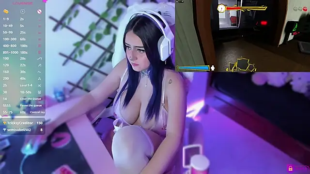 Snapshot of MaddyFooxx chatting on 01/12/25, 01:21 MaddyFooxx online show from 01/12/25, 01:21