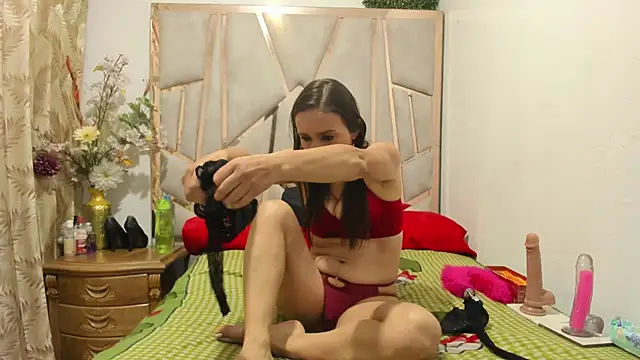 daniela casallas  online show from 06/16/26, 11:32