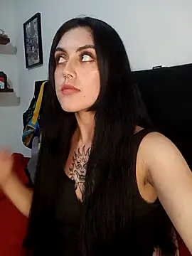 Snapshot of Mazikeen-- chatting on 03/08/25, 10:13 Mazikeen-- online show from 03/08/25, 10:13