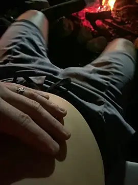 Snapshot of DanielGomez9 chatting on 10/12/25, 05:31 DanielGomez9 online show from 10/12/25, 05:31