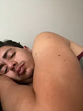 Snapshot of DanielGomez9 chatting on 03/21/25, 11:55 DanielGomez9 online show from 03/21/25, 11:55