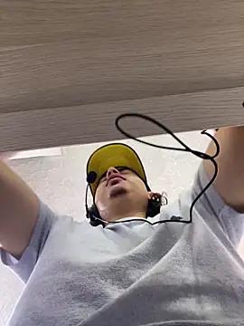 DanielGomez9 online show from 02/11/26, 03:45