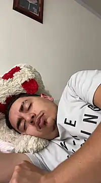 Snapshot of DanielGomez9 chatting on 02/16/25, 10:00 DanielGomez9 online show from 02/16/25, 10:00