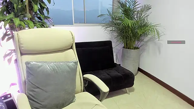 Snapshot of DanielGomez9 chatting on 03/13/25, 11:16 DanielGomez9 online show from 03/13/25, 11:16