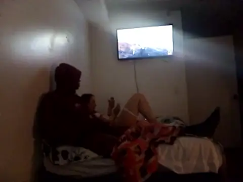 Snapshot of Puffgettingstuffed chatting on 01/14/26, 01:48 Puffgettingstuffed online show from 01/14/26, 01:48