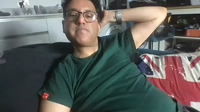 Robin007 online show from 09/24/25, 03:02