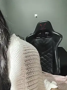 Livia Diaz online show from 05/15/26, 01:47