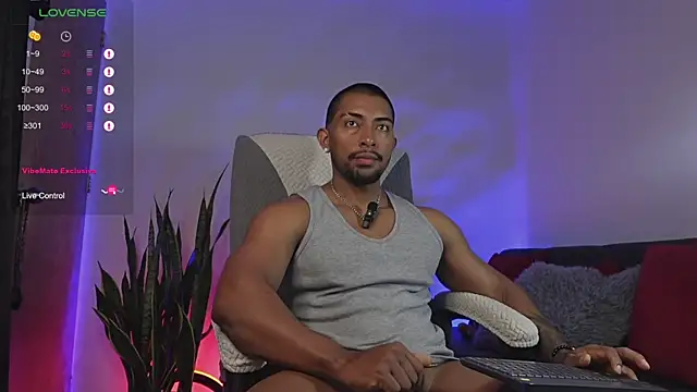 Couple muscle1 online show from 04/16/26, 11:22