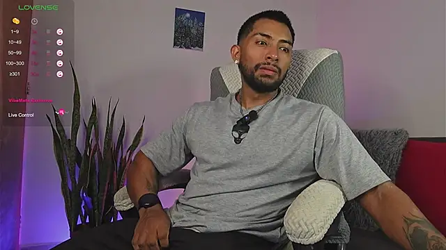 Couple muscle1 online show from 05/19/26, 11:12