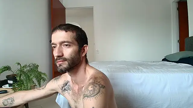 Snapshot of ALEJANDRO_BIGCOCK chatting on 07/04/26, 05:50 ALEJANDRO BIGCOCK online show from 07/04/26, 05:50