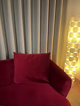 Eva Gonzalez online show from 12/18/25, 12:27