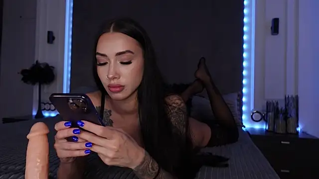 mila blvck online show from 09/10/25, 08:13