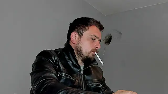 Snapshot of Master_Mark_Wayne chatting on 10/26/25, 12:05 Master Mark Wayne online show from 10/26/25, 12:05