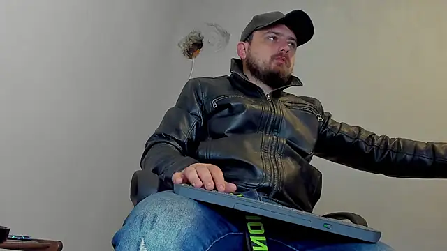 Snapshot of Master_Mark_Wayne chatting on 11/19/25, 11:21 Master Mark Wayne online show from 11/19/25, 11:21