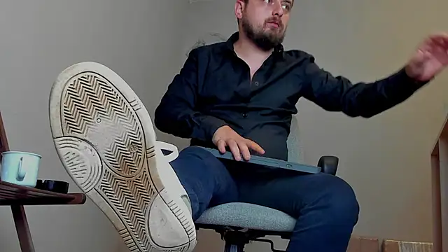 Snapshot of Master_Mark_Wayne chatting on 11/21/25, 07:24 Master Mark Wayne online show from 11/21/25, 07:24