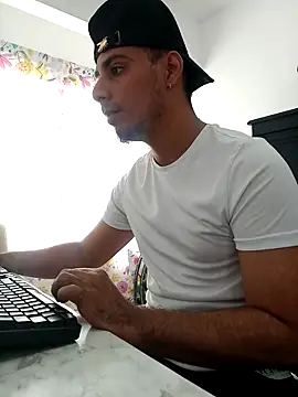 bonehur online show from 03/29/26, 07:15