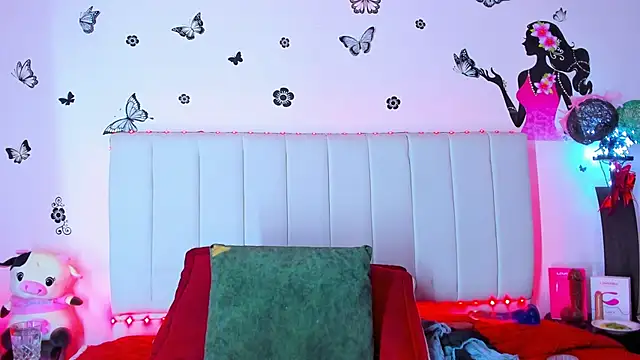 caro lyne  online show from 03/25/26, 05:12