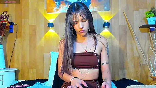 Snapshot of marianaa90 chatting on 05/21/26, 05:32 marianaa90 online show from 05/21/26, 05:32