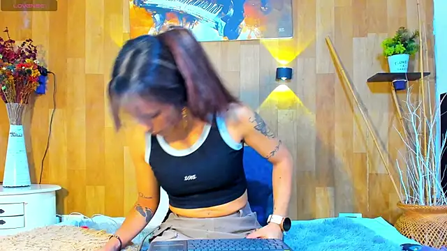 Snapshot of marianaa90 chatting on 05/16/26, 11:53 marianaa90 online show from 05/16/26, 11:53