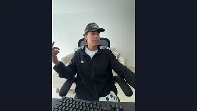 Tyler prince online show from 11/28/25, 06:41