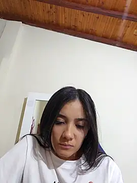 Snapshot of anny_vittar chatting on 09/20/25, 04:39 anny vittar online show from 09/20/25, 04:39