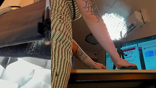 Siouxsie cenobite online show from 04/02/26, 10:11