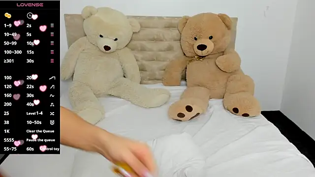 DarcieJane online show from 12/02/24, 09:01