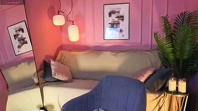 Snapshot of ArielSoft chatting on 09/27/25, 05:57 ArielSoft online show from 09/27/25, 05:57