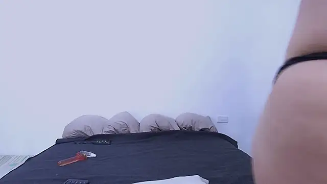 Andreabigboobs23 online show from 11/12/25, 07:40