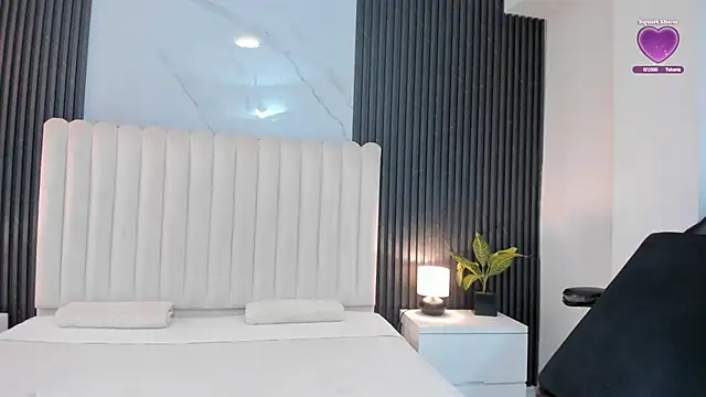 Snapshot of Madiee_Rhea chatting on 02/25/26, 07:36 Madiee Rhea online show from 02/25/26, 07:36