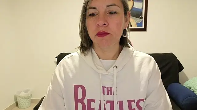 Lady breaks hearts online show from 01/17/26, 10:19