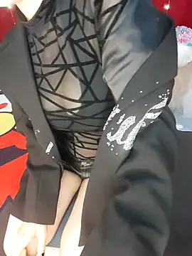 Snapshot of Lyly_sexy2k chatting on 11/30/25, 03:29 Lyly sexy2k online show from 11/30/25, 03:29