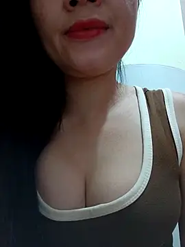 Snapshot of Lyly_sexy2k chatting on 03/22/25, 05:09 Lyly sexy2k online show from 03/22/25, 05:09