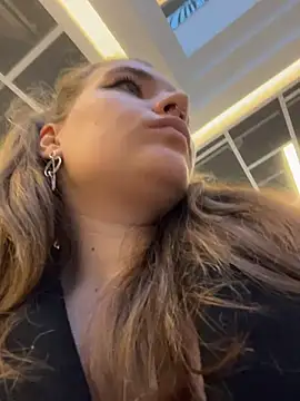 Holy Tereza online show from 04/03/26, 03:07