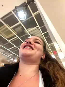 Snapshot of Holy_Tereza chatting on 01/06/26, 03:49 Holy Tereza online show from 01/06/26, 03:49