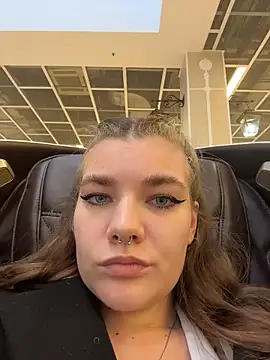 Holy Tereza online show from 04/15/26, 03:49