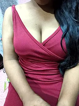 Snapshot of Disha_33 chatting on 04/30/26, 01:18 Disha 33 online show from 04/30/26, 01:18