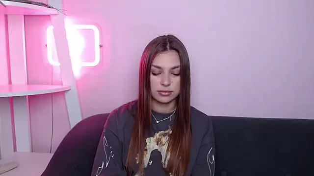 MilanaAngelAs online show from 03/22/26, 05:43