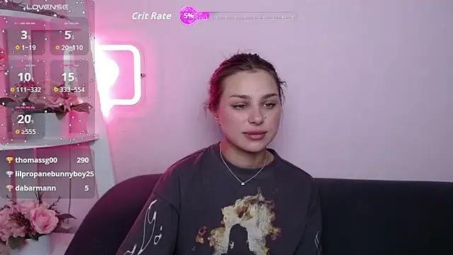 Snapshot of MilanaAngelAs chatting on 05/02/26, 04:45 MilanaAngelAs online show from 05/02/26, 04:45