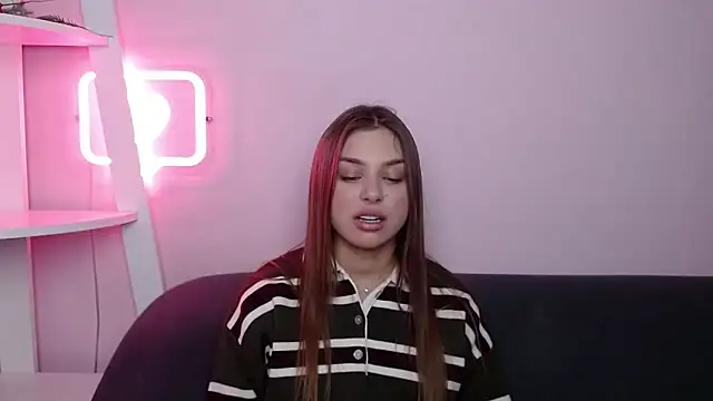 MilanaAngelAs online show from 02/17/26, 08:39