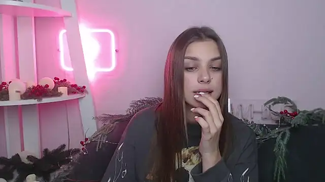 MilanaAngelAs online show from 12/22/25, 08:42