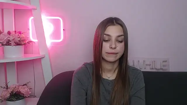 MilanaAngelAs online show from 12/15/25, 08:58