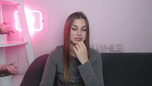 MilanaAngelAs online show from 11/18/25, 08:34