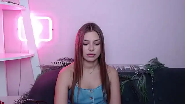 MilanaAngelAs online show from 02/09/26, 06:00