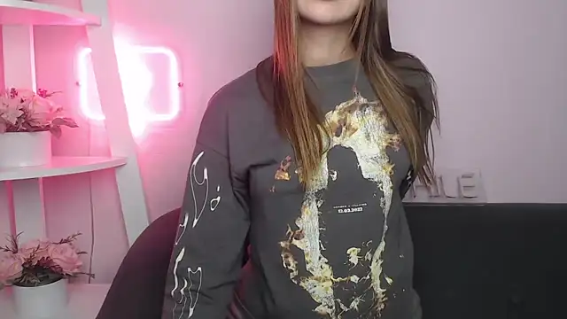 MilanaAngelAs online show from 11/16/25, 06:12