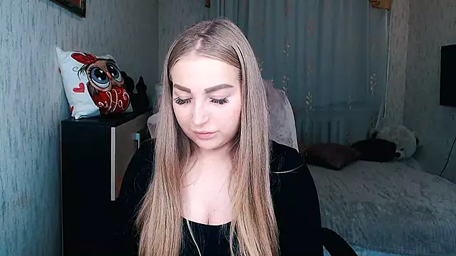 Snapshot of _KittyBoo chatting on 12/20/25, 07:22 KittyBoo online show from 12/20/25, 07:22