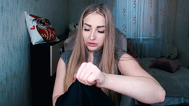 Snapshot of _KittyBoo chatting on 01/06/26, 11:14 KittyBoo online show from 01/06/26, 11:14