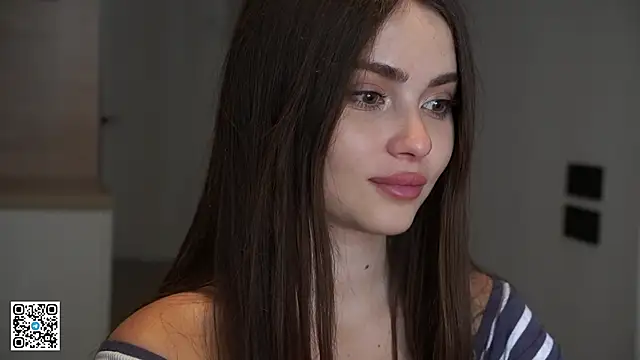 CarmenMoore26 online show from 03/31/26, 10:06